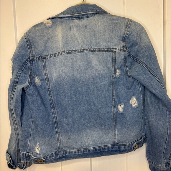 Distressed Denim jacket women’s size Med - Picture 11 of 13